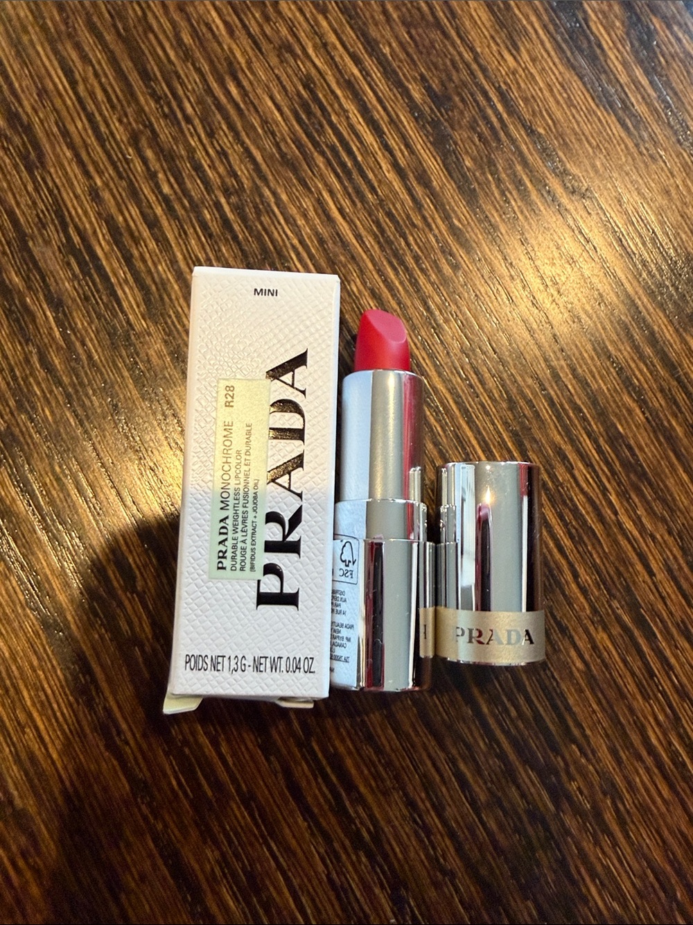 Prada monochrome hyper matte r28 fuoco